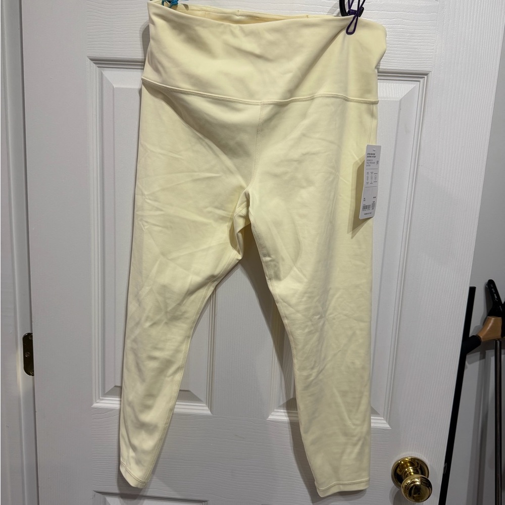Athleta pastel yellow Leggings
